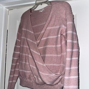 eesome Pink and White V-Neck Sweater
